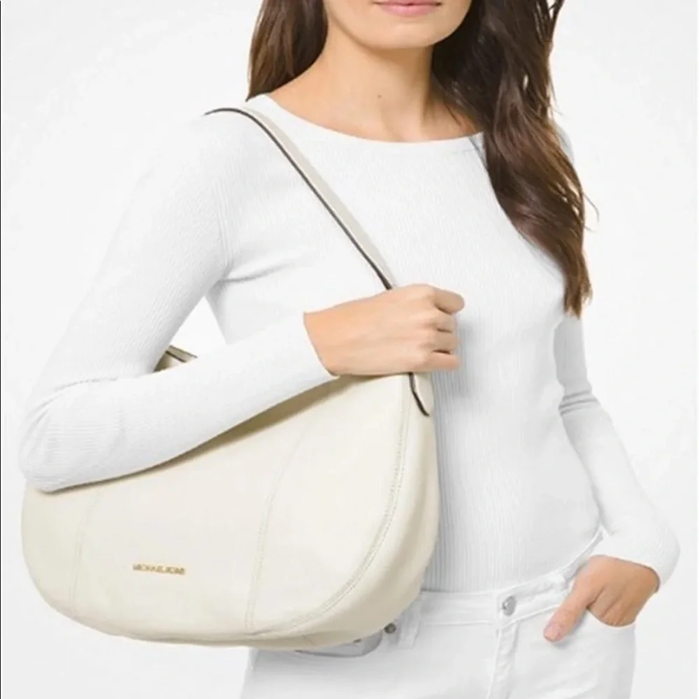 MICHAEL KORS BROOKE LG HOBO SHOULDER BAG LEATHER LT CREAM